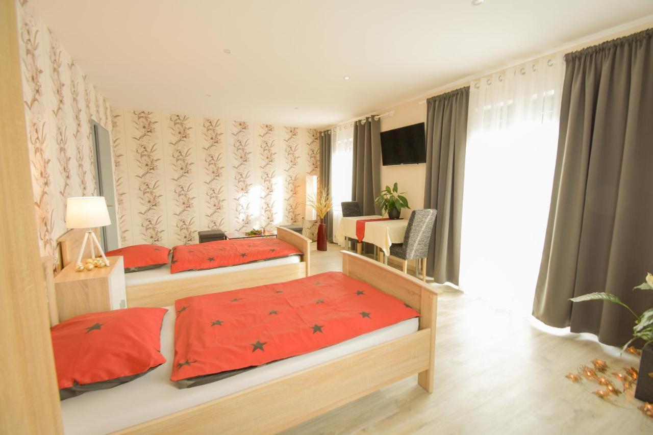 Mainzimmer - Business Apartments Hasloch  Exterior foto