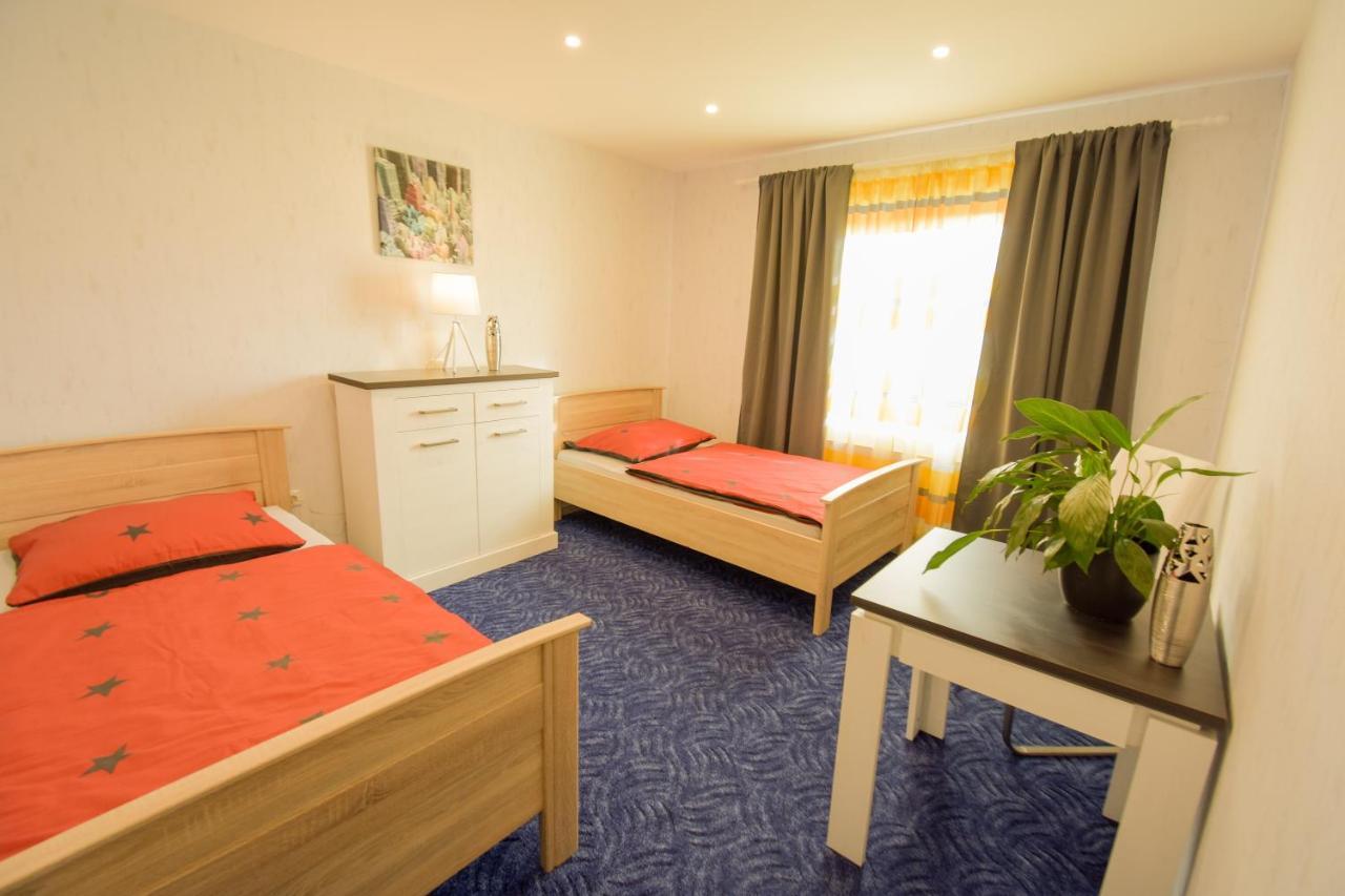 Mainzimmer - Business Apartments Hasloch  Exterior foto