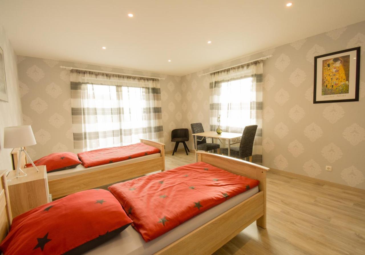 Mainzimmer - Business Apartments Hasloch  Exterior foto